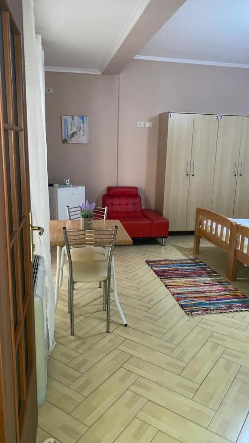 Hotel Durres Vila 53 Exterior photo